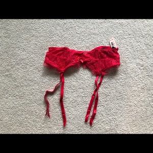 Victoria’s Secret garter
